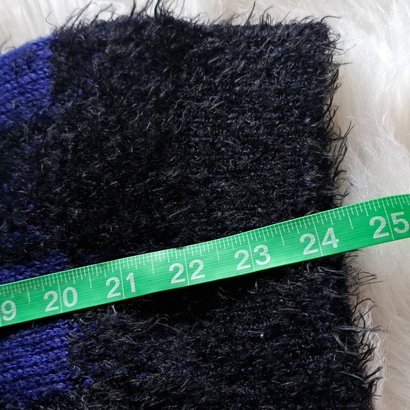 Cable & Gauge Fuzzy Sweater - Picture 4 of 8